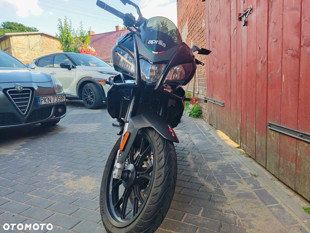Aprilia Tuono - 6