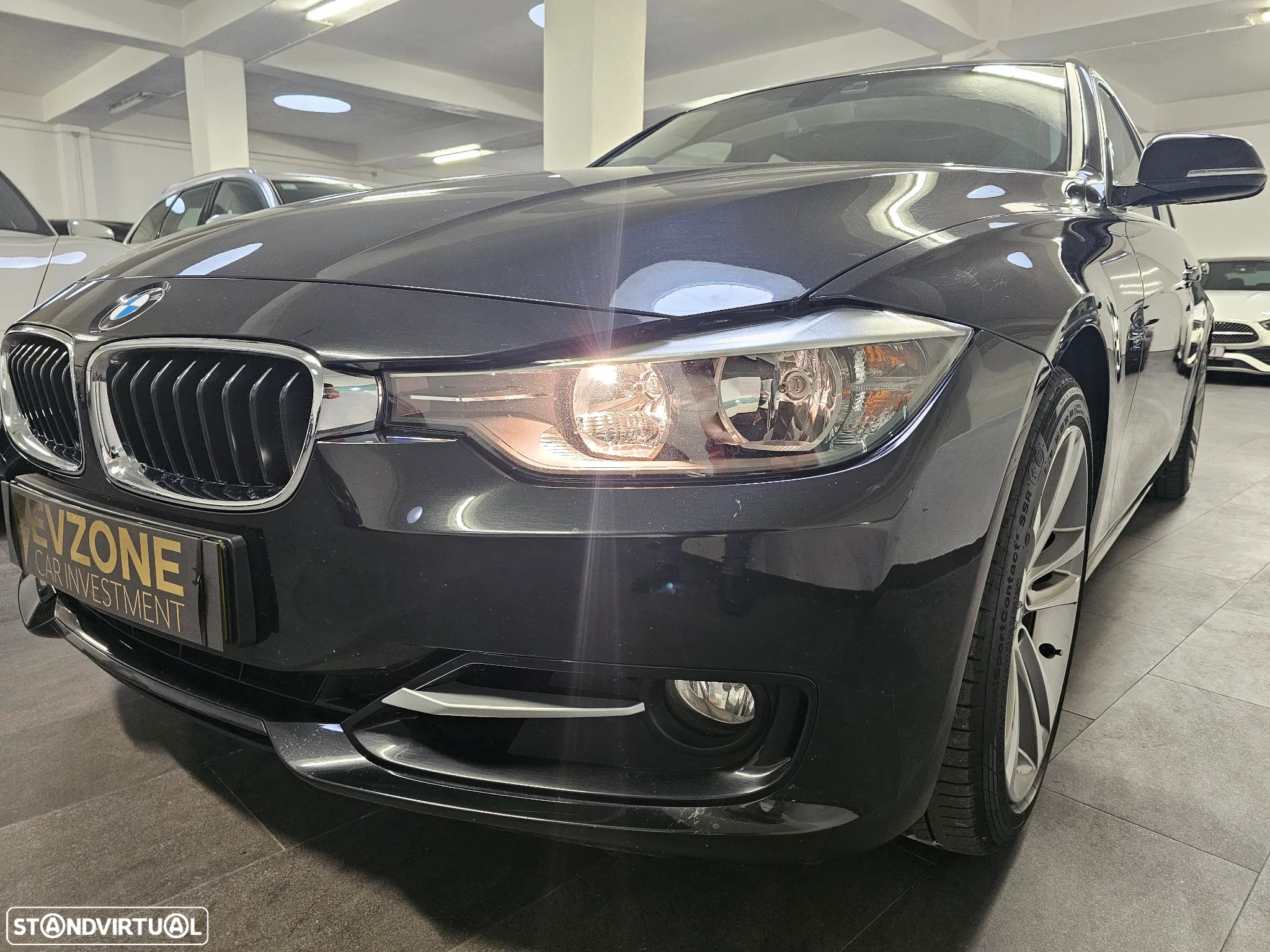 BMW 328 i Auto Line Sport - 23