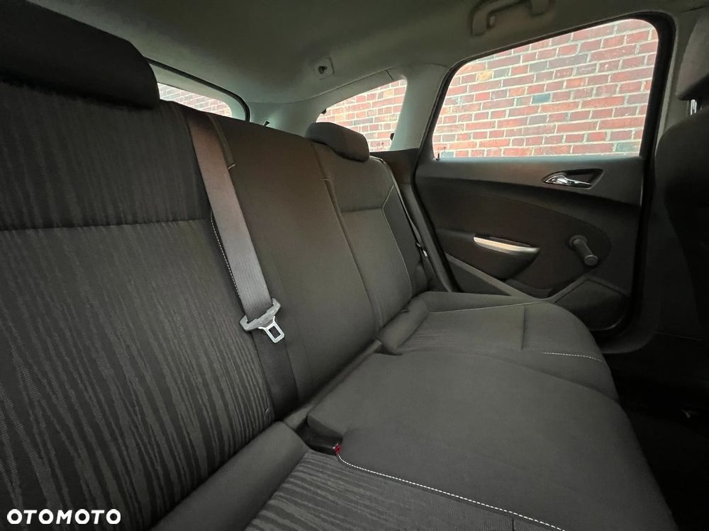 Opel Astra - 20