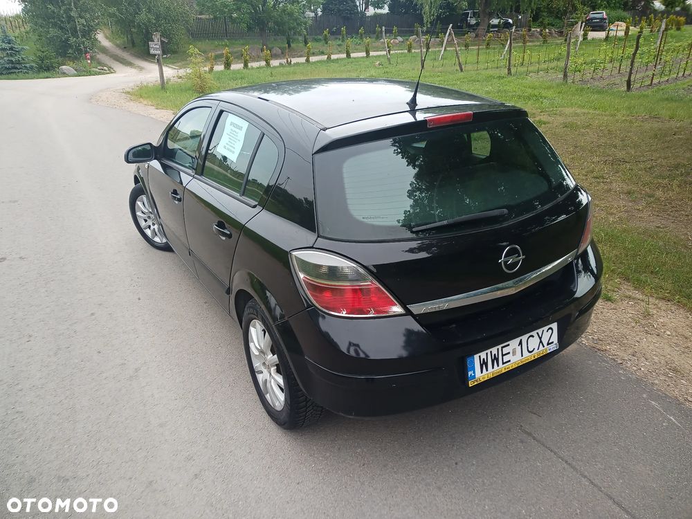 Opel Astra 1.6 - 9