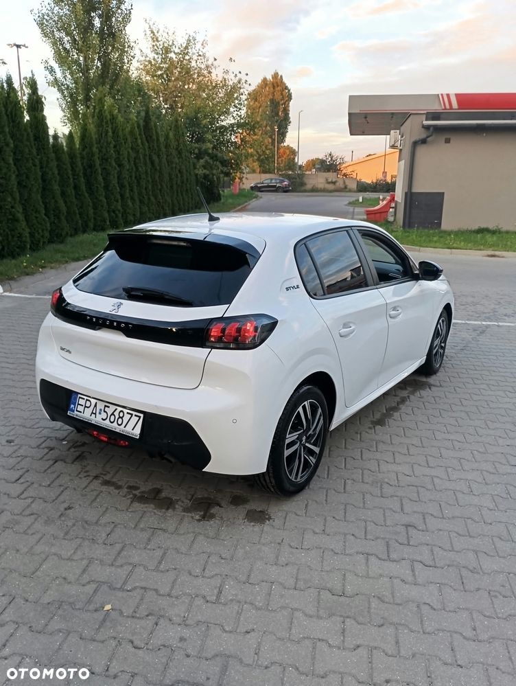 Peugeot 208 1.2 PureTech Style S&S - 5
