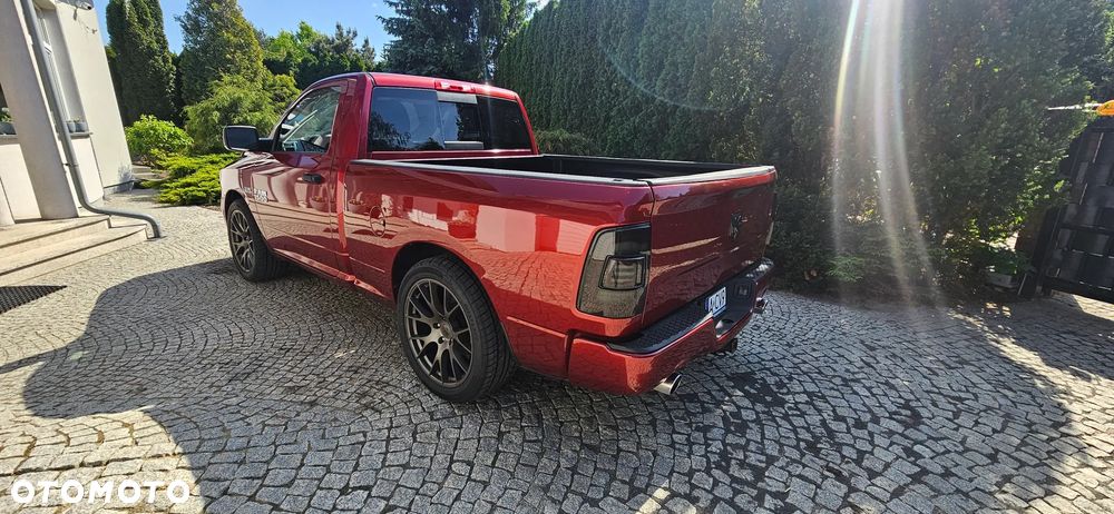 Dodge RAM - 4