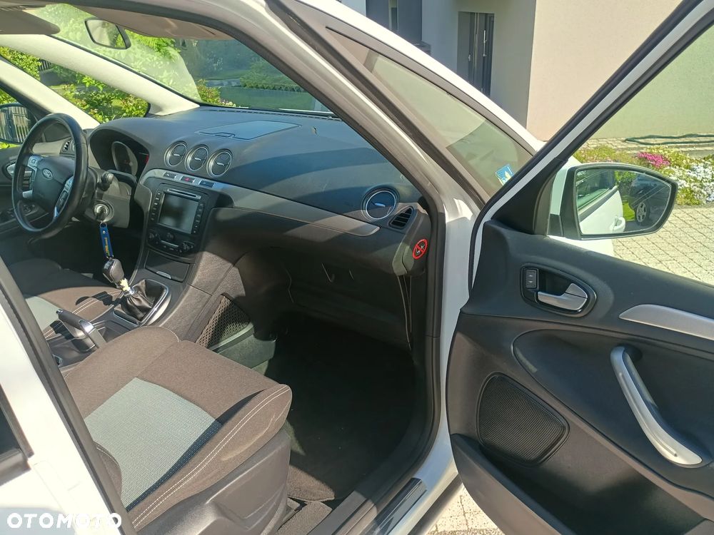 Ford S-Max 2.0 TDCi DPF Titanium - 10