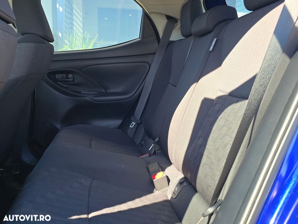 Toyota Yaris 1.5 VVT-i HSD Dynamic - 16