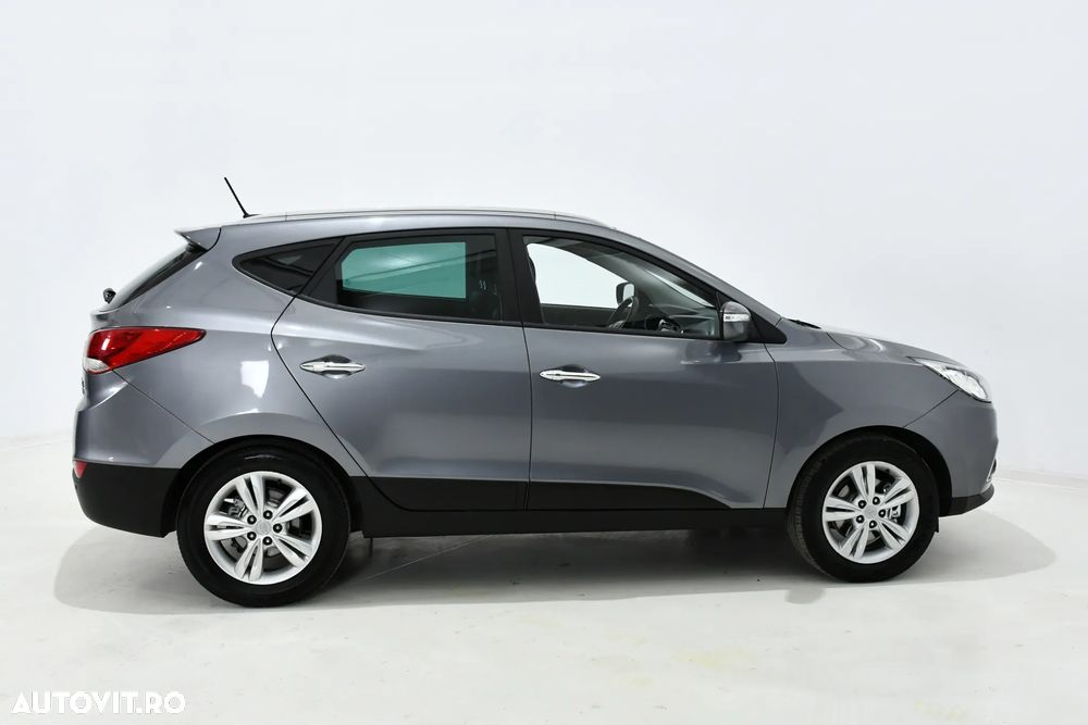 Hyundai ix35 2.0 CRDI 4WD Premium - 5