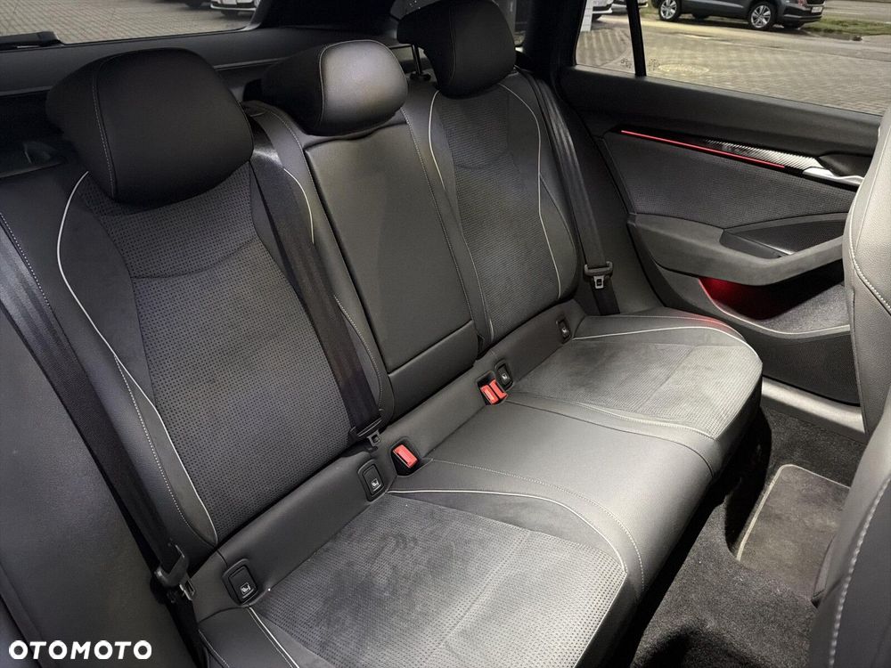 Skoda Superb 2.0 TSI Sportline DSG - 21