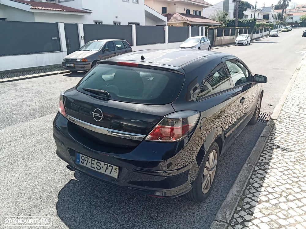 Opel Astra GTC 1.7 CDTi - 3