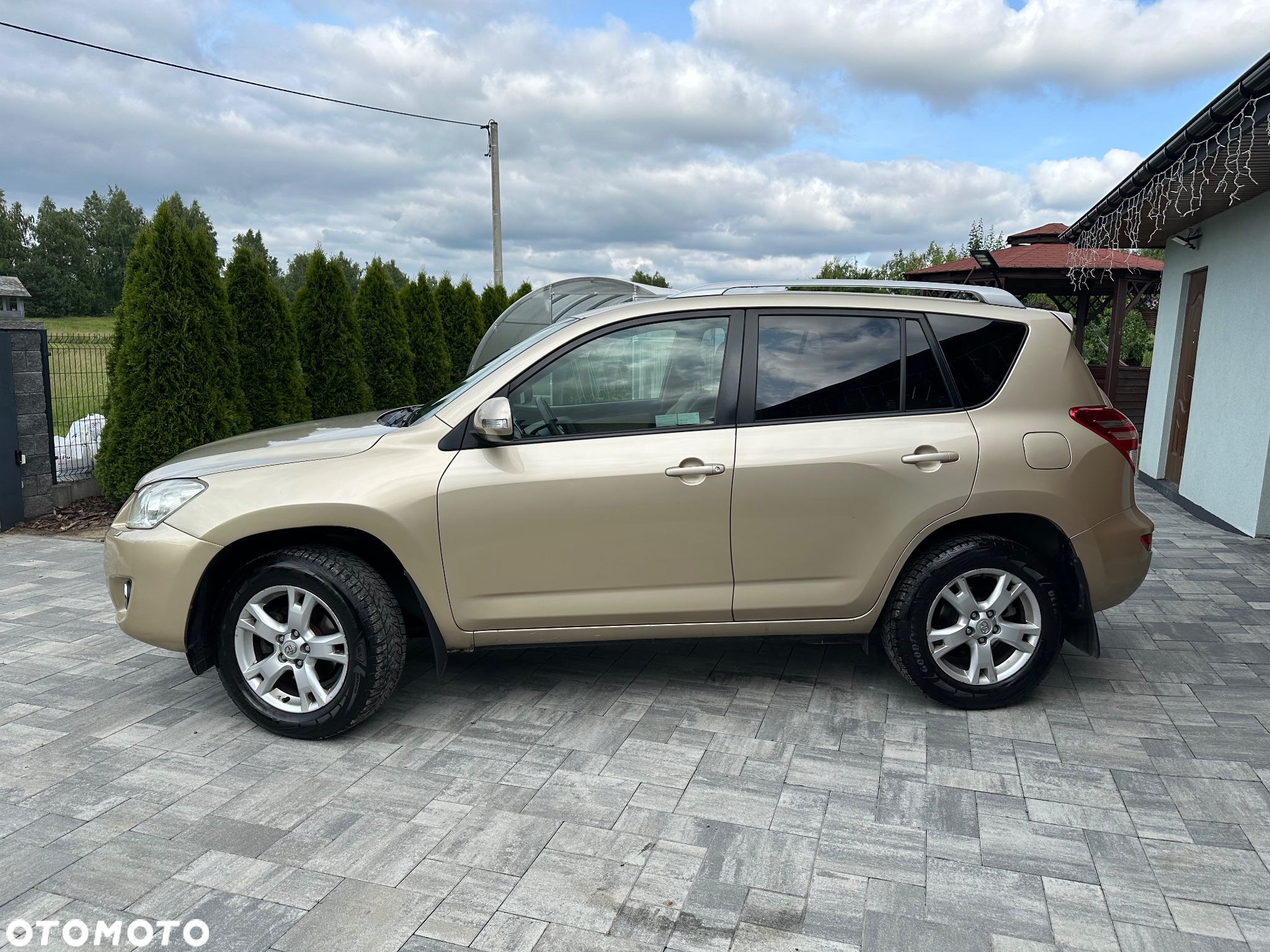 Toyota RAV4 2.0 VVT-i Sol 4x2 - 5
