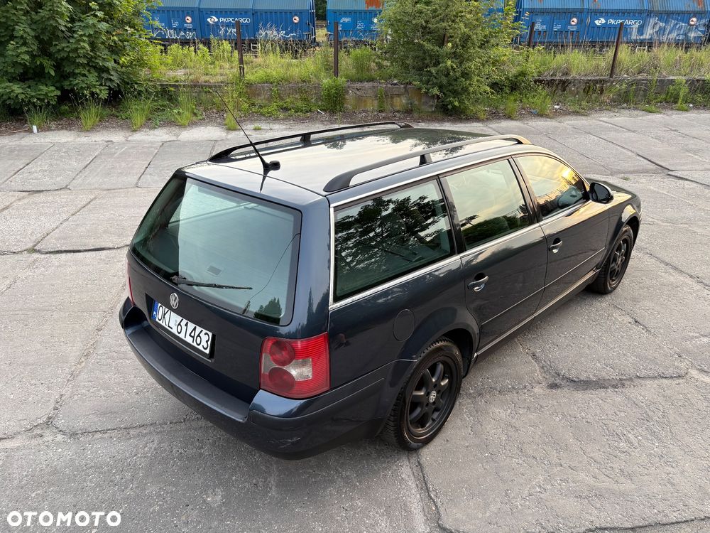 Volkswagen Passat 1.9 TDI Basis - 10