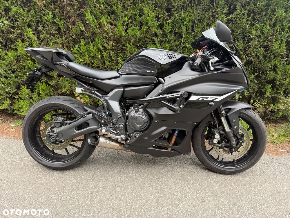 Yamaha R7 - 2