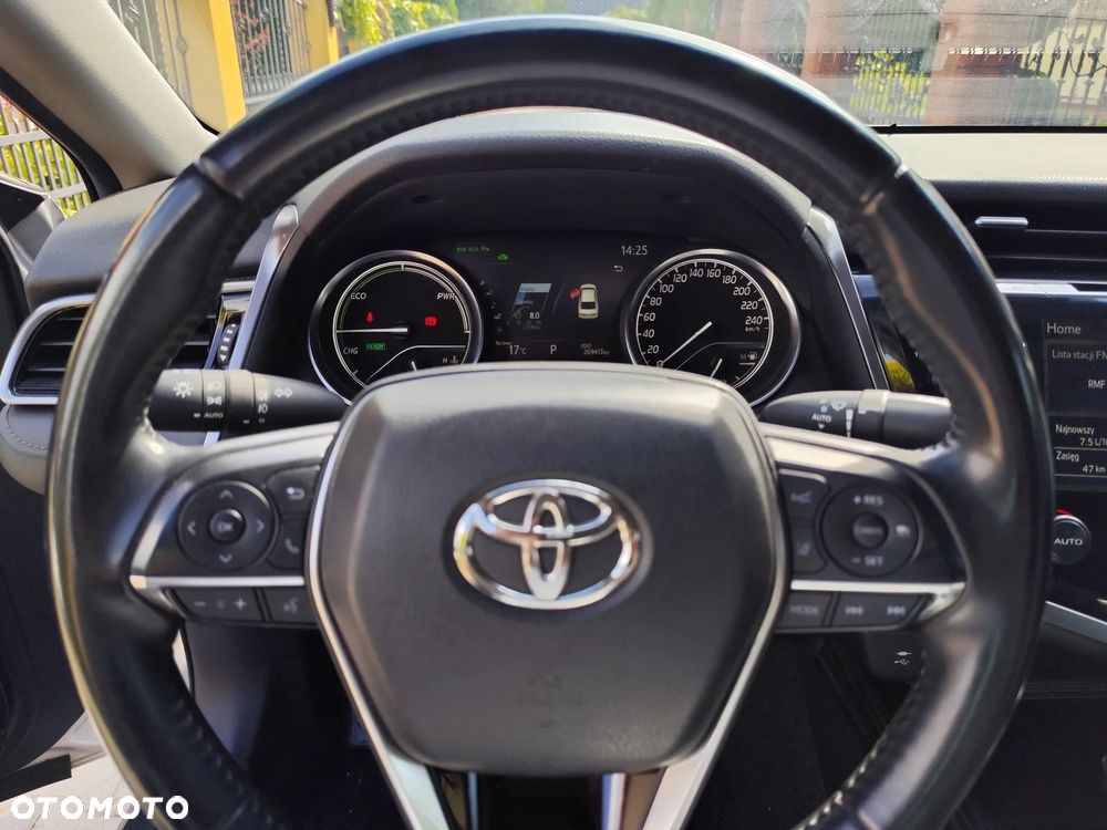 Toyota Camry 2.5 Hybrid Executive CVT - 20