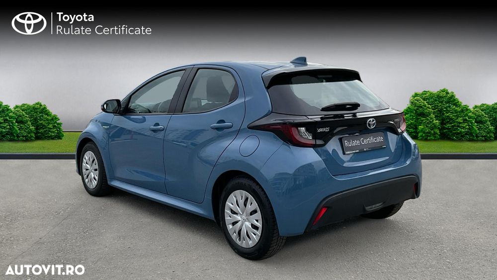 Toyota Yaris 1.5 VVT-i HSD Active - 4