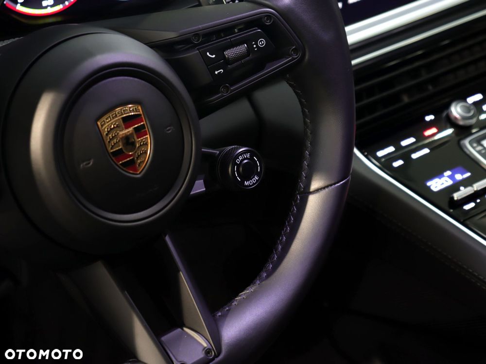 Porsche Panamera - 22