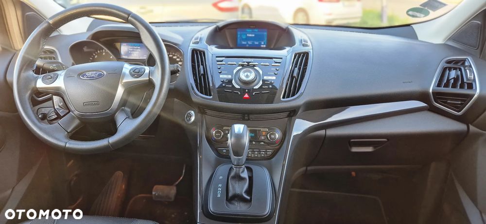 Ford Kuga 2.0 TDCi 4x4 Titanium - 11