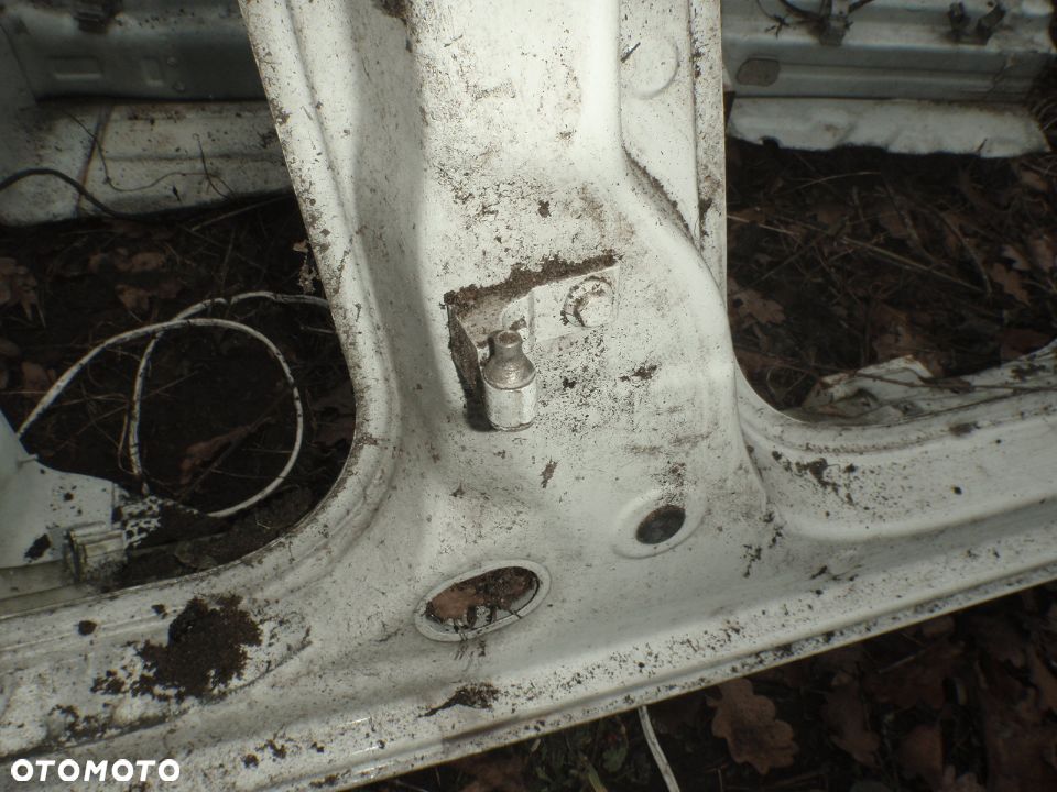 zawias rygiel zamek drzwi z klapka karoserji fiat bravo II  wszystkie części do bravo  2 - 5