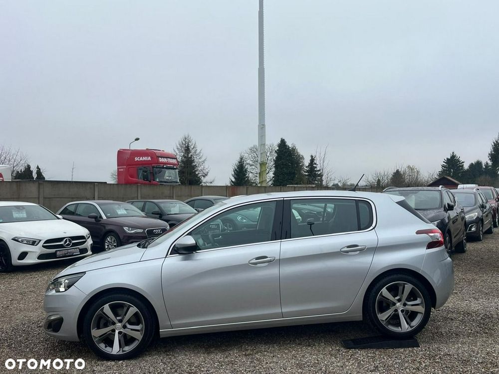 Peugeot 308 HDi FAP 150 Allure - 11