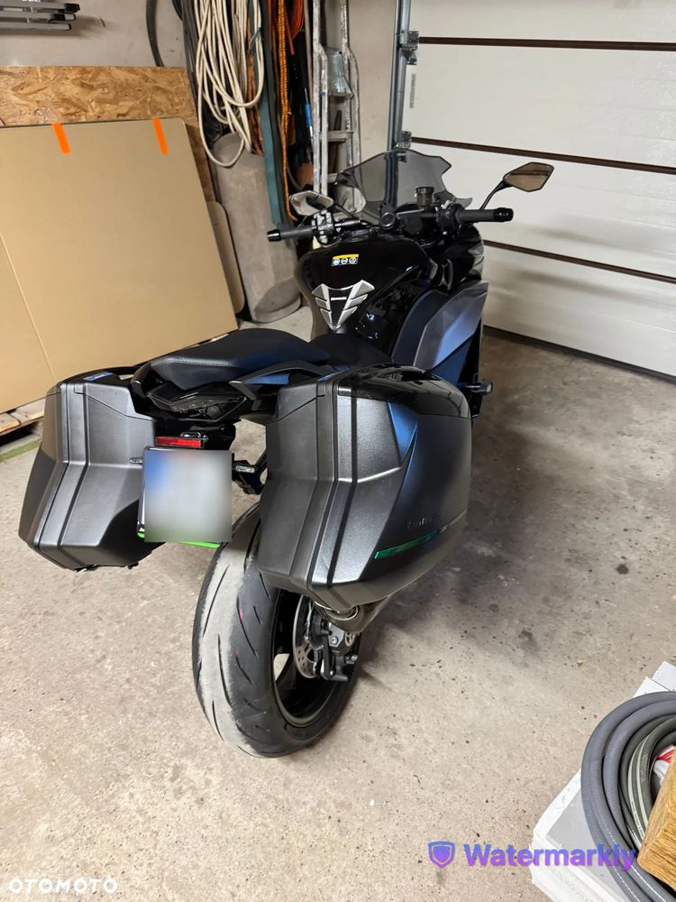 Kawasaki Ninja 1000 SX - 14