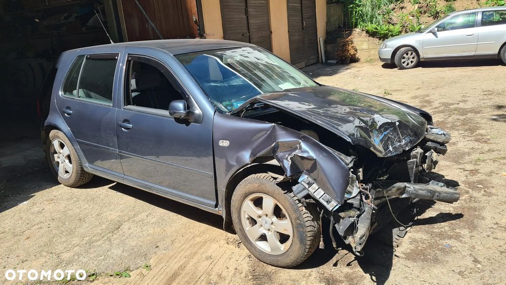 Volkswagen Golf 1.9 TDI Comfortline - 2