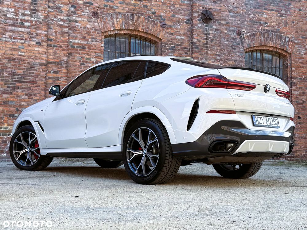 BMW X6 - 28
