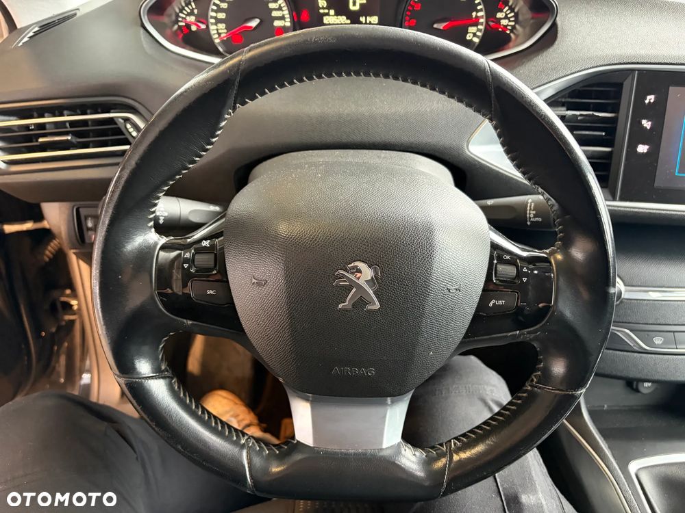 Peugeot 308 1.5 BlueHDi Active Pack Business S&S - 4