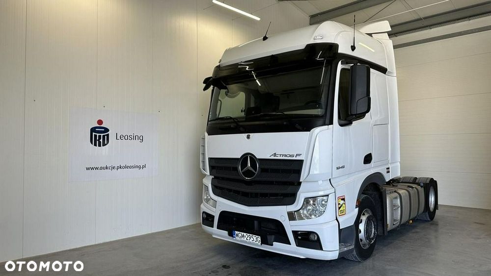 Mercedes-Benz Actros - 1