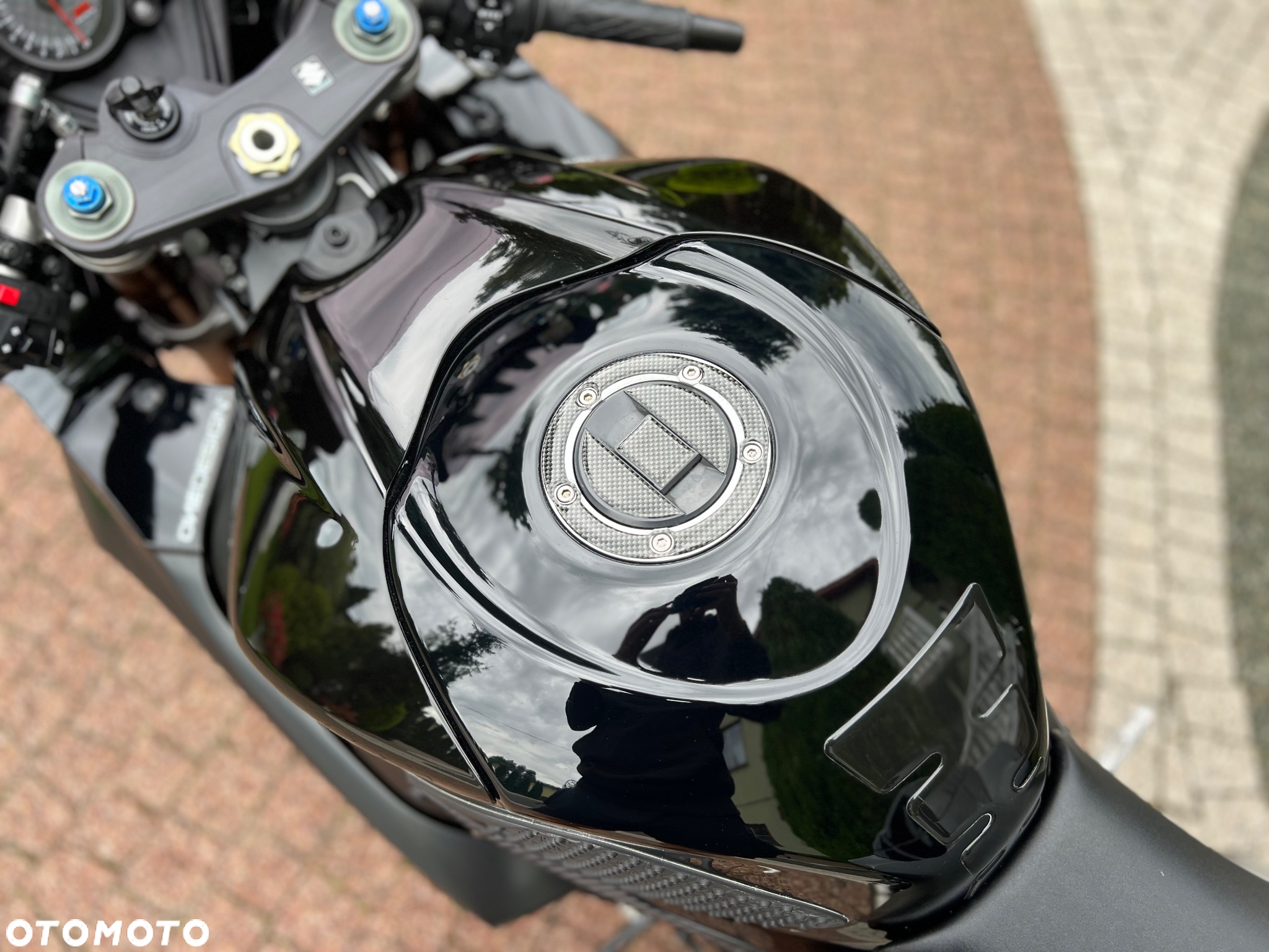 Suzuki GSX-R - 35