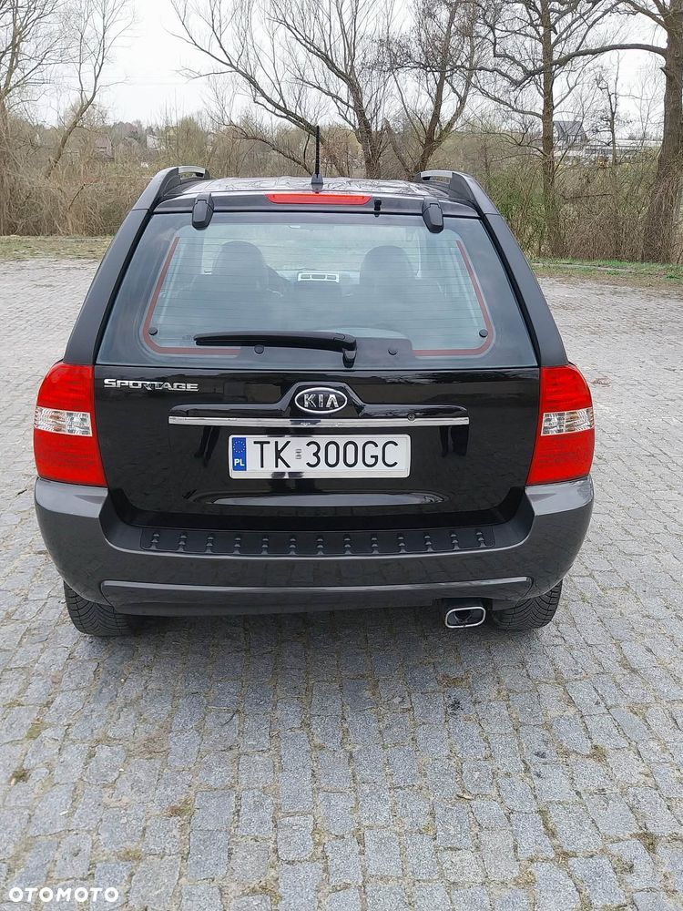 Kia Sportage 2.0 Expedition + - 32