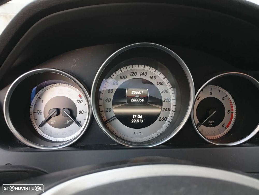 Mercedes-Benz C 220 - 4