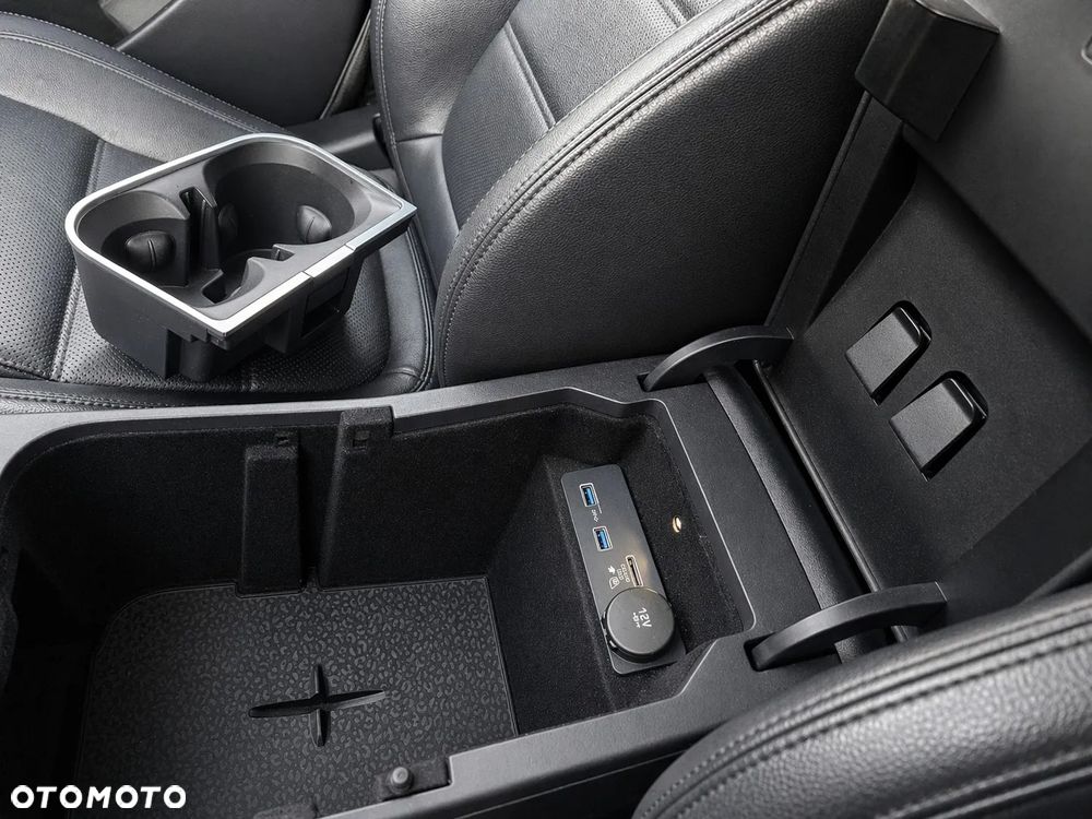 Jaguar E-Pace 2.0 i4D AWD S - 8