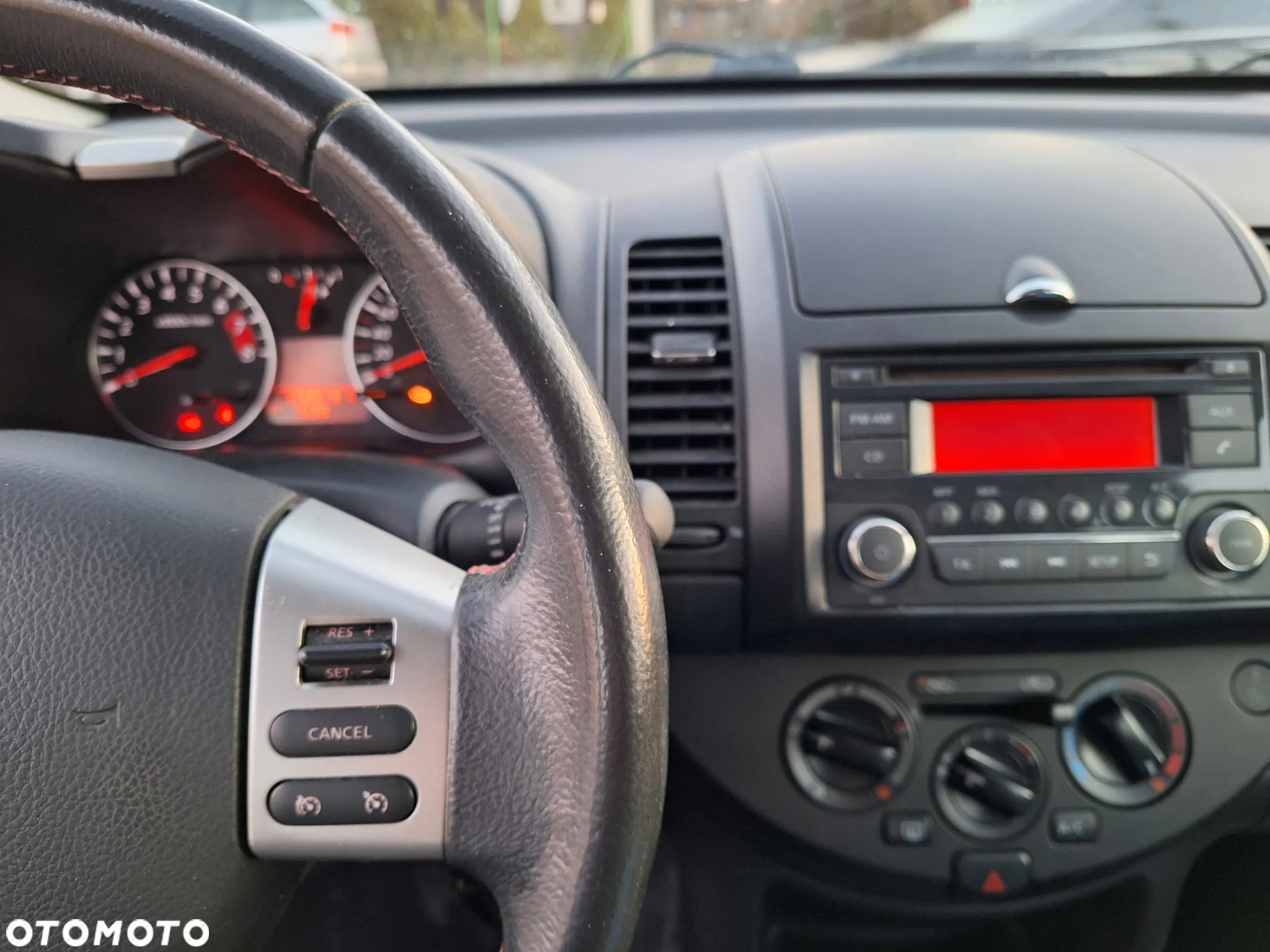 Nissan Note 1.4 Visia - 9