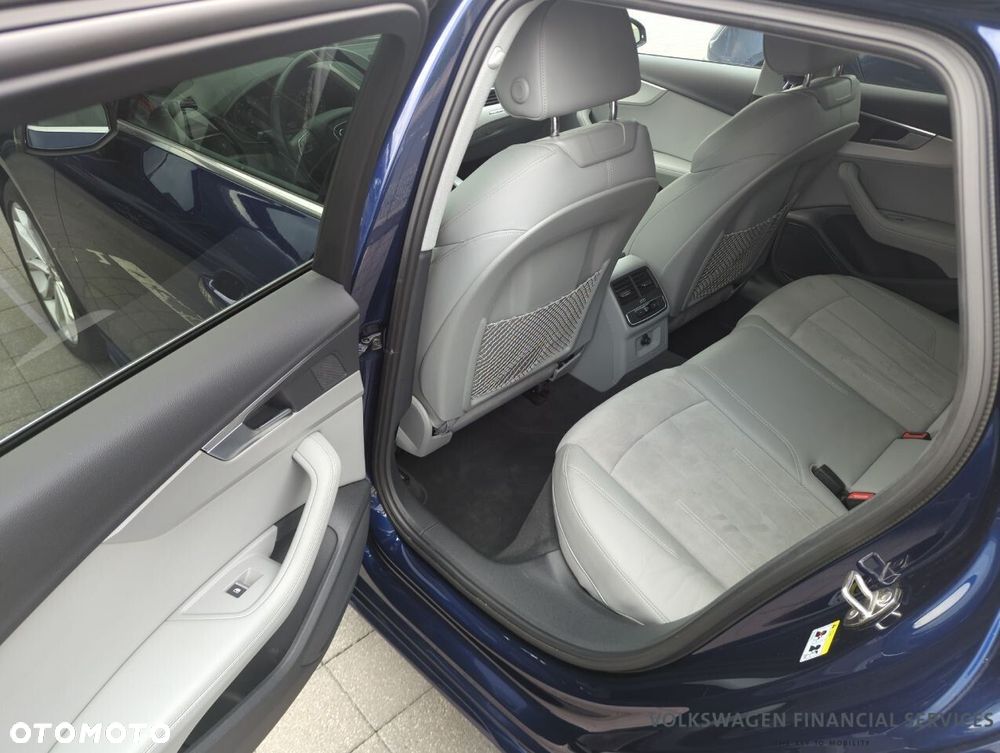 Audi A4 Avant - 10