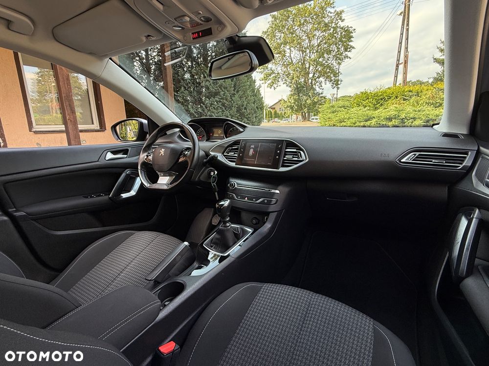 Peugeot 308 - 19