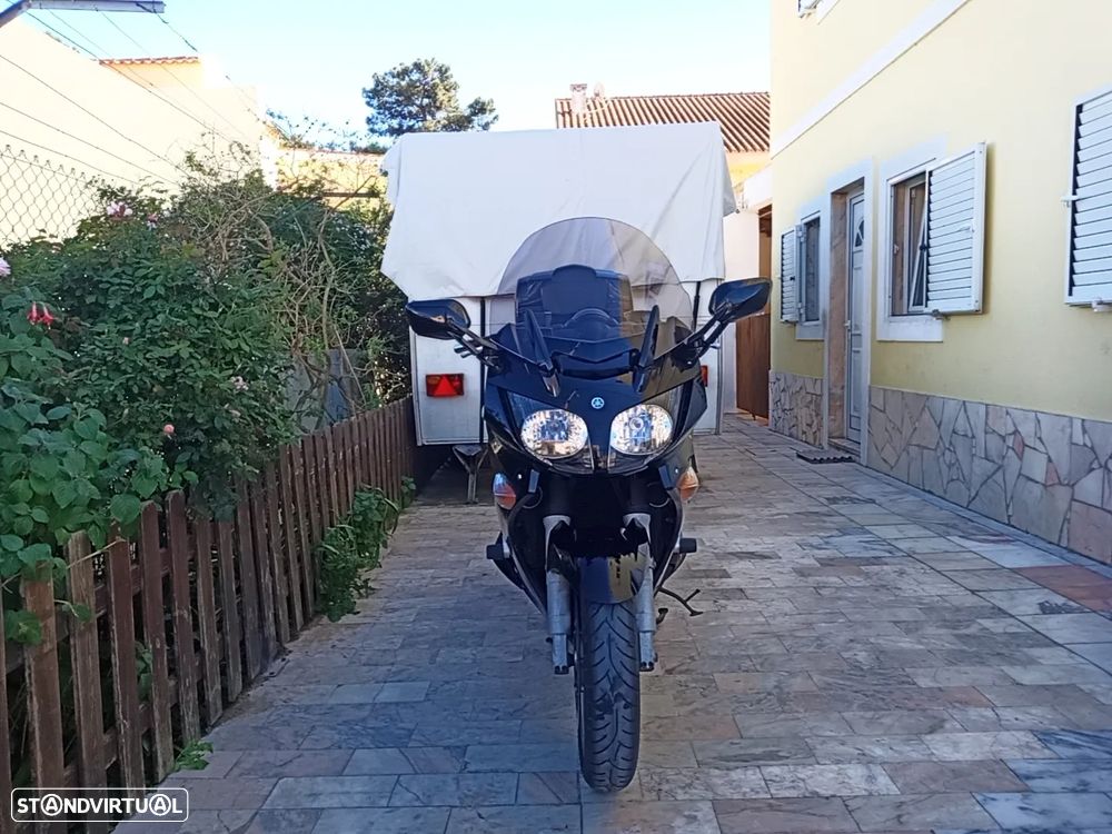 Yamaha FJR - 7