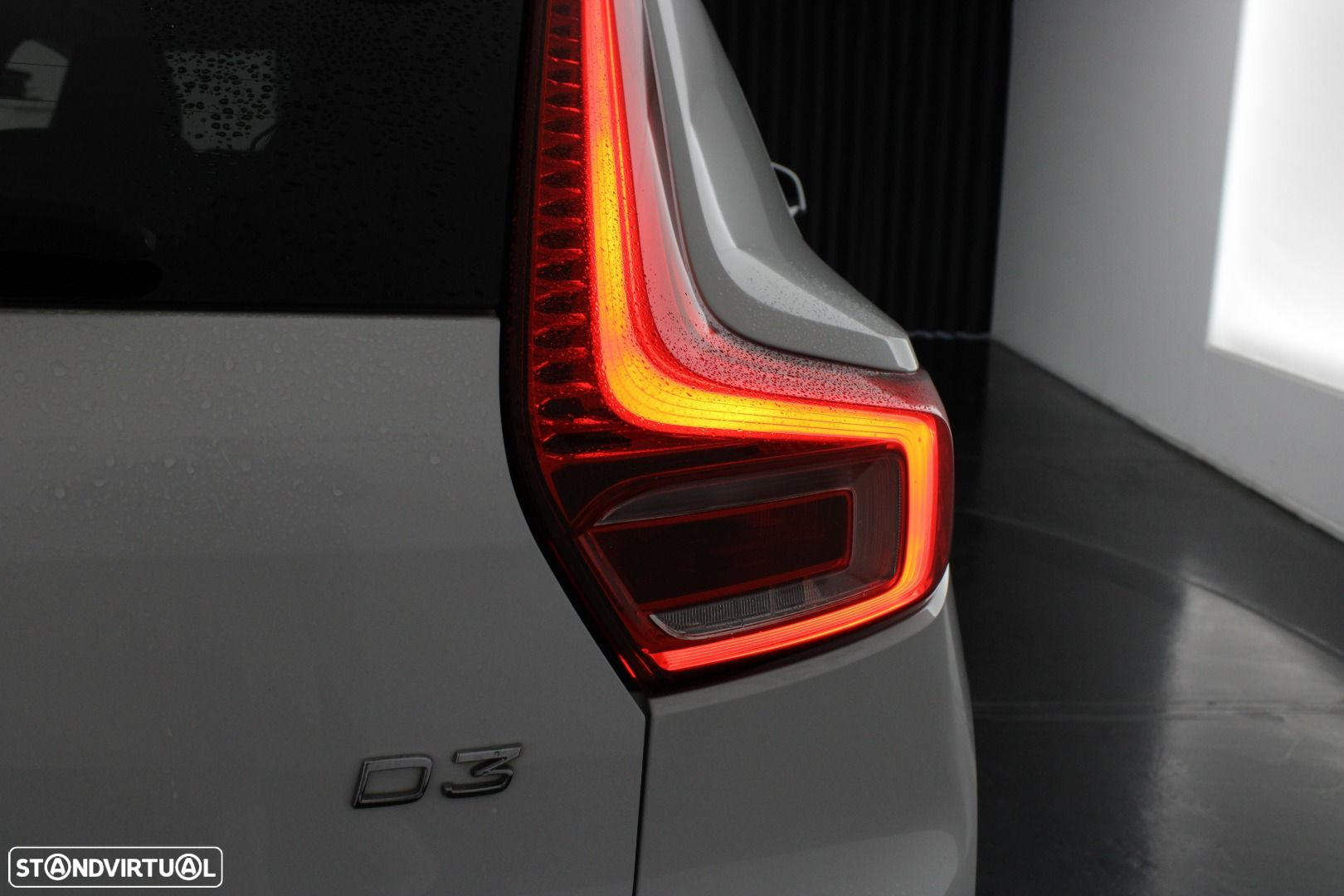 Volvo XC 40 2.0 D3 Momentum - 32