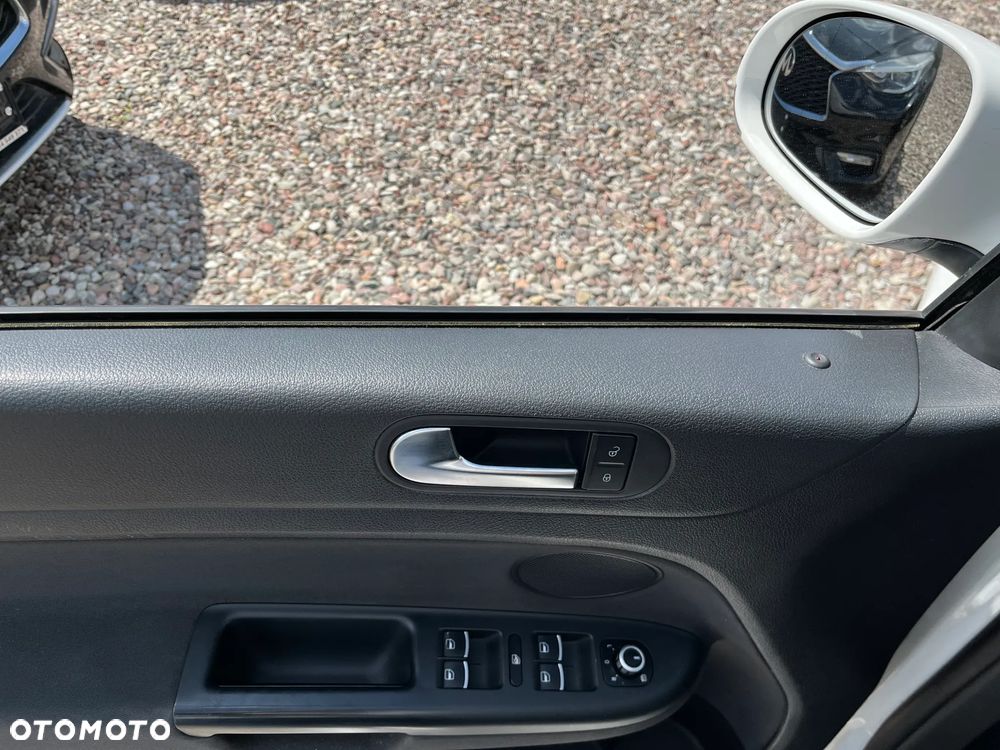 Volkswagen Golf Plus - 14