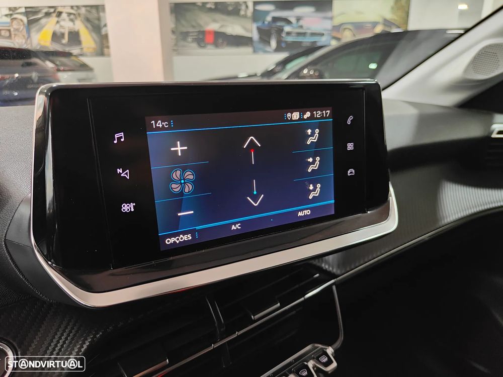 Peugeot 208 1.2 PureTech Allure EAT8 - 57