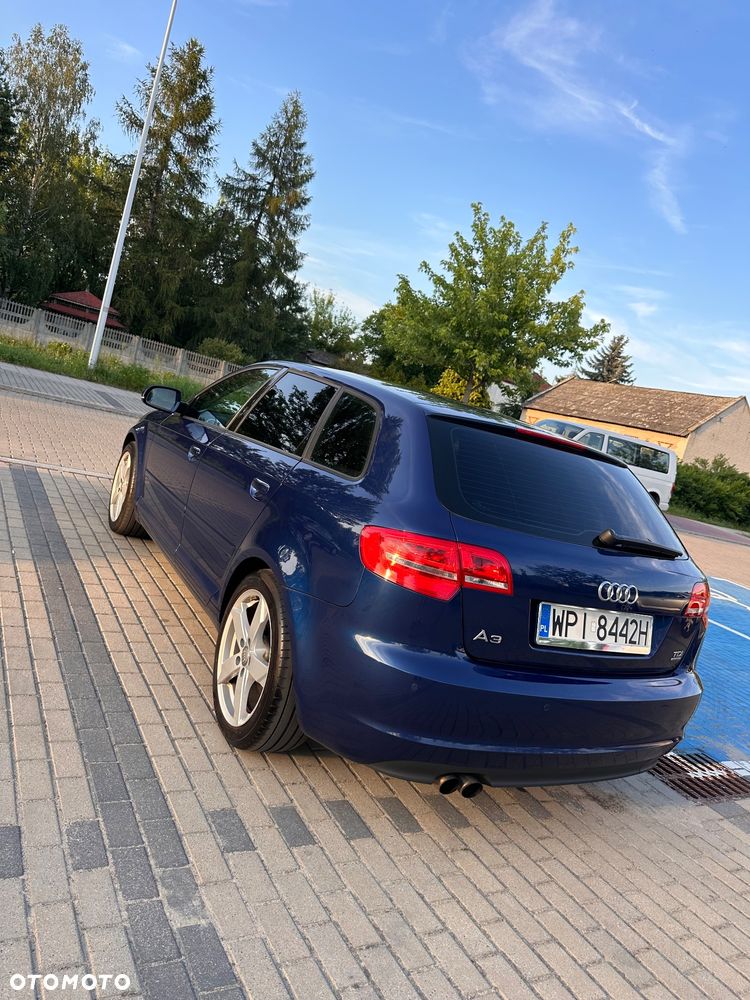 Audi A3 Sportback 2.0 TDI DPF Quattro Attraction - 6