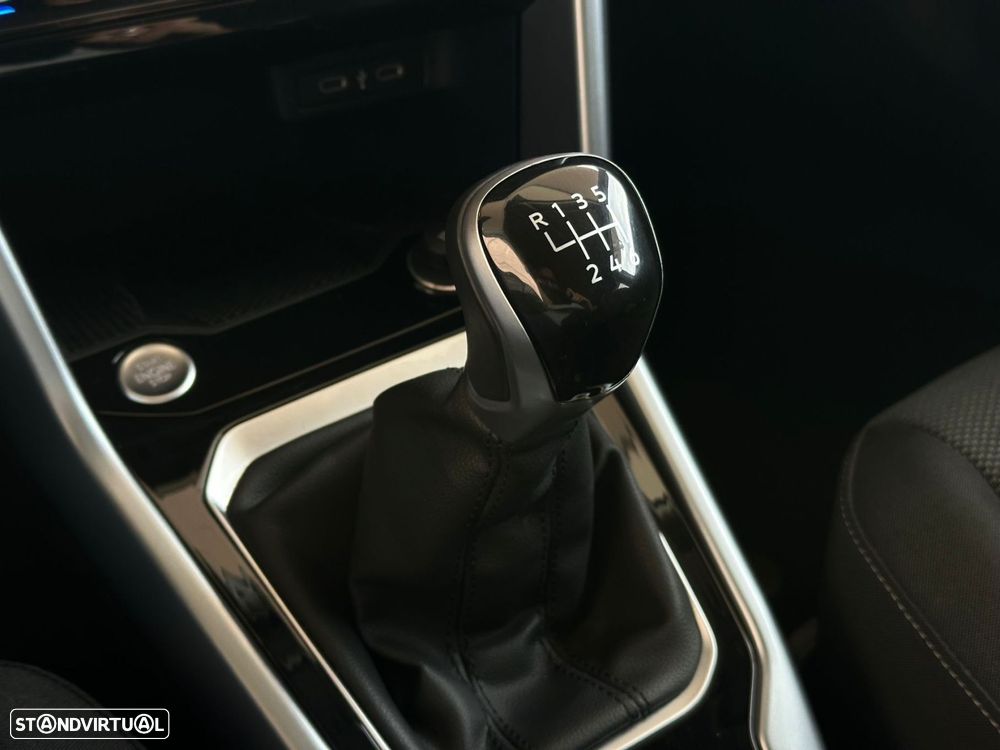 VW T-Roc 1.0 TSI Urban - 27