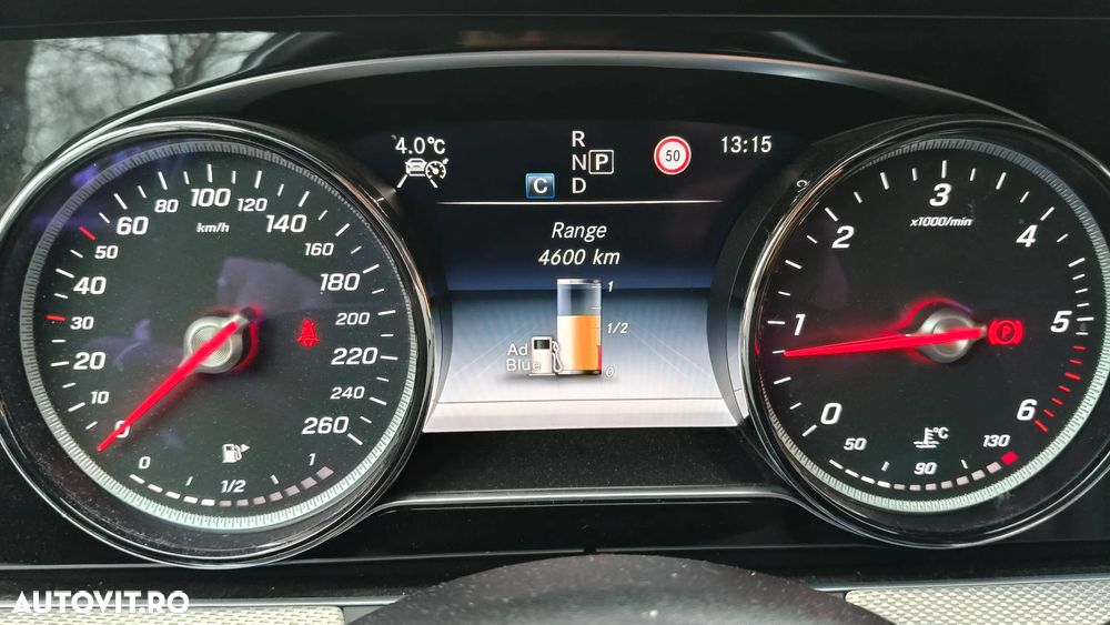 Mercedes-Benz E 220 d 4MATIC 9G-TRONIC Avantgarde - 25