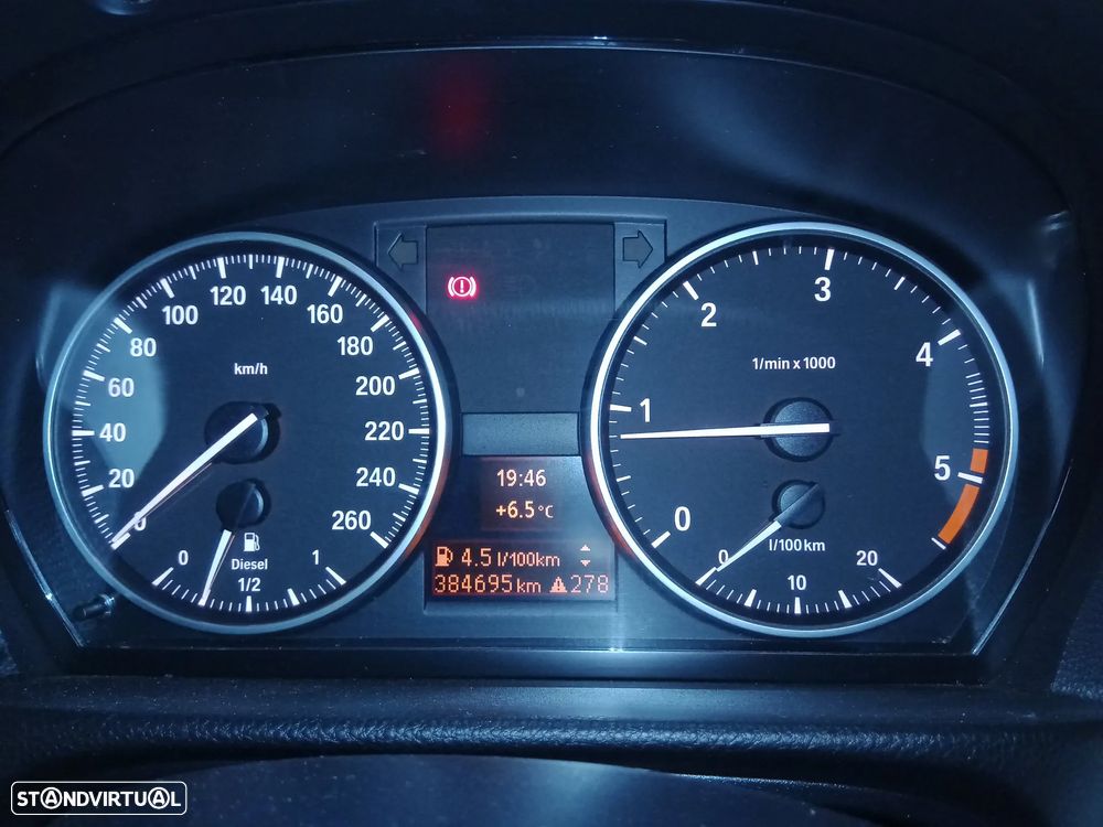 BMW 320 d Touring xDrive - 14