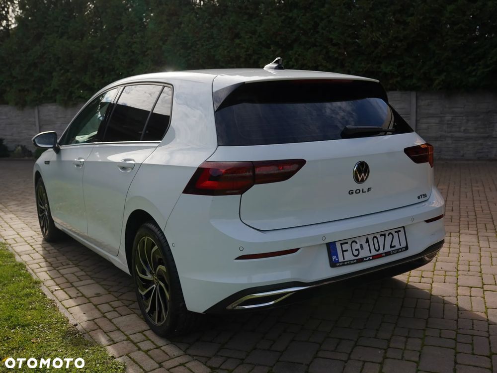 Volkswagen Golf 1.5 eTSI Style DSG - 10