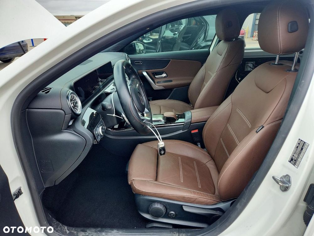 Mercedes-Benz Klasa A 220 7G-DCT Style - 8
