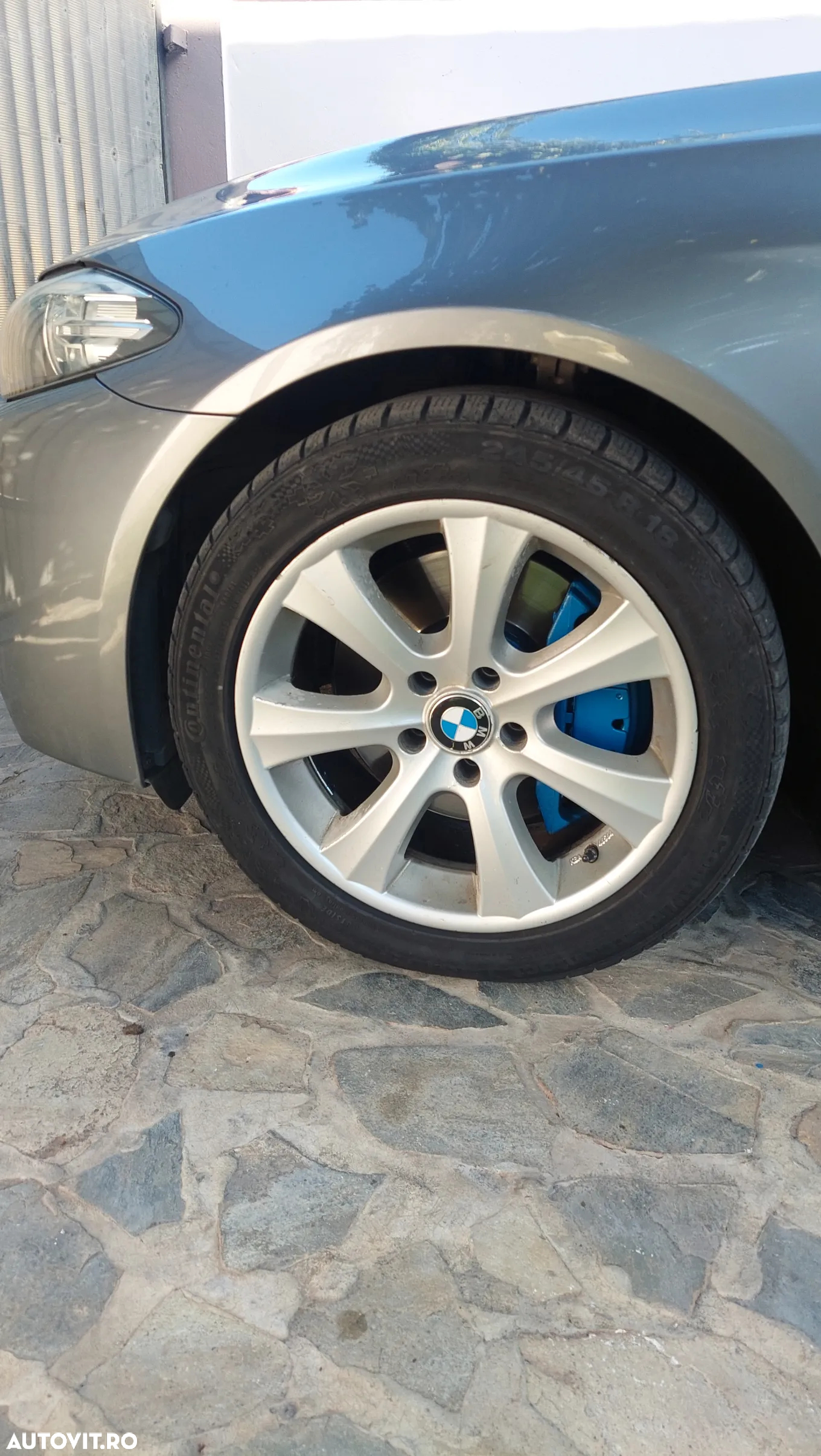 BMW Seria 5 528i xDrive - 13