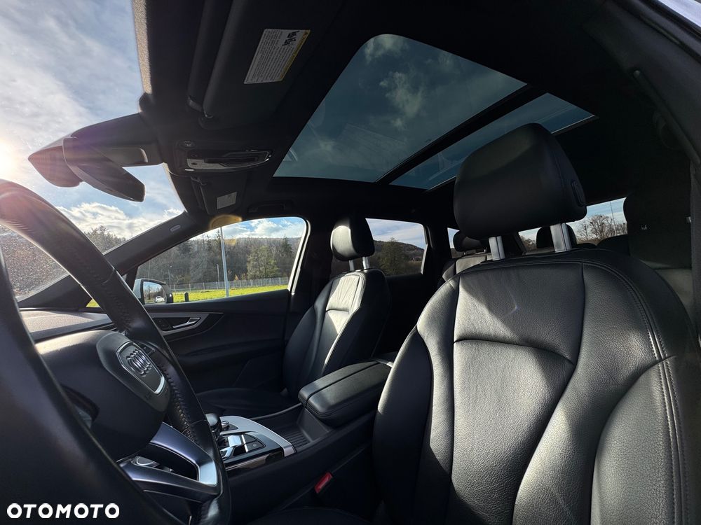 Audi Q7 3.0 TFSI Quattro Tiptronic - 23