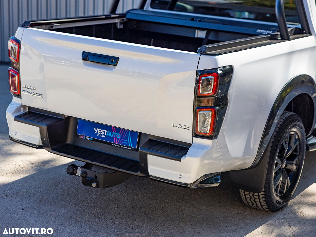 Isuzu D-Max 1.9 DSL 4x4 Double Cab AT Executive - 33