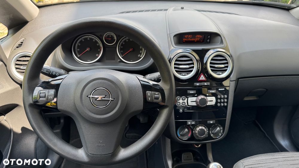 Opel Corsa - 24
