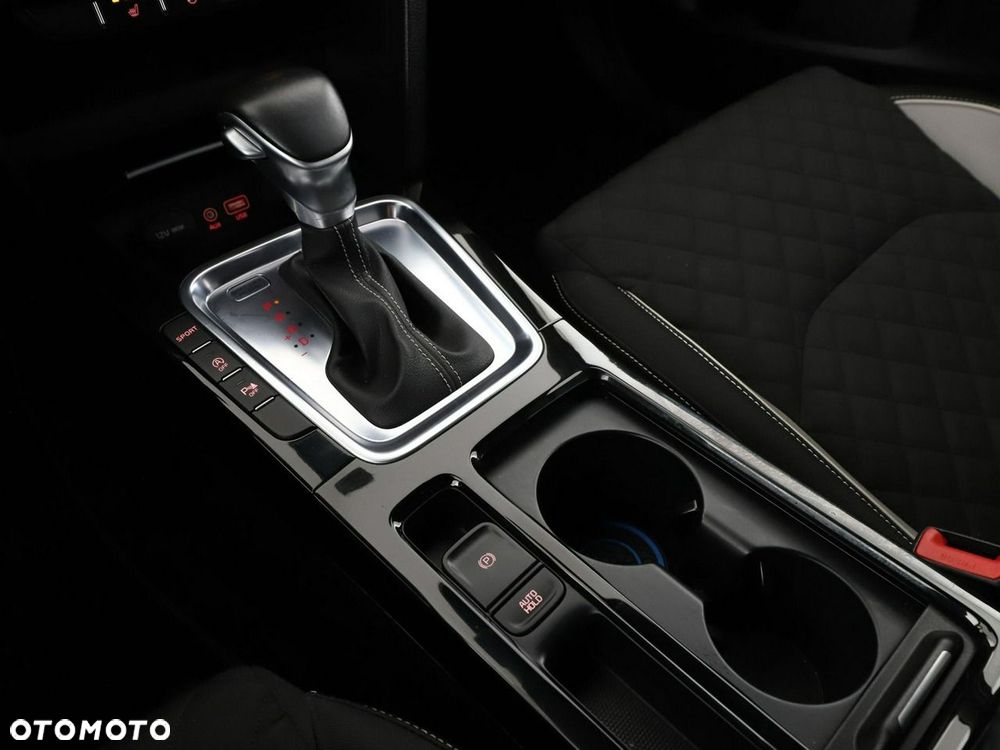 Kia ProCeed 1.4 T-GDI GT Line DCT - 28