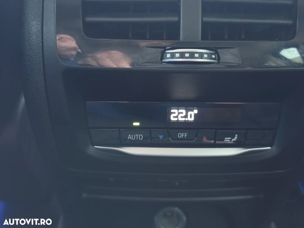 BMW X4 xDrive20i AT - 10