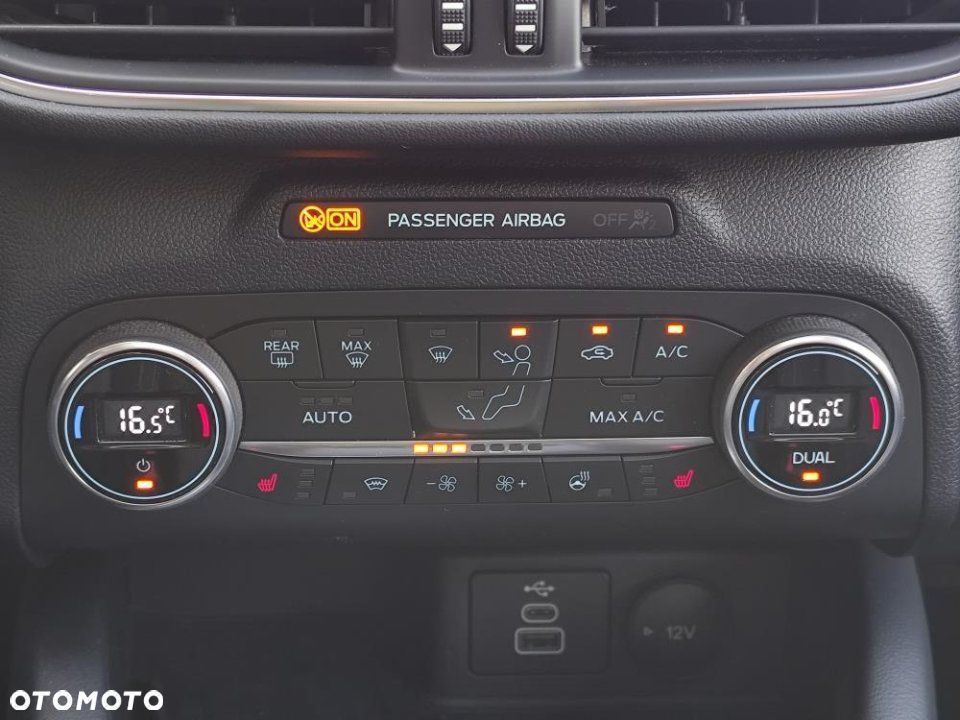 Ford Kuga - 18