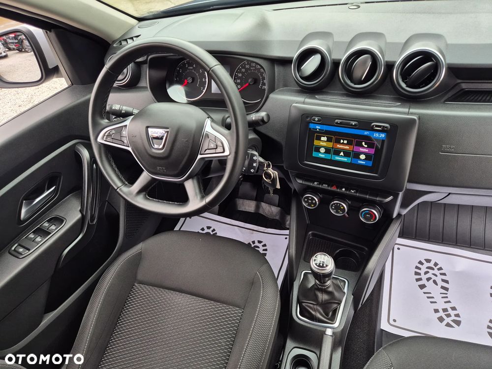 Dacia Duster 1.6 SCe Prestige - 27